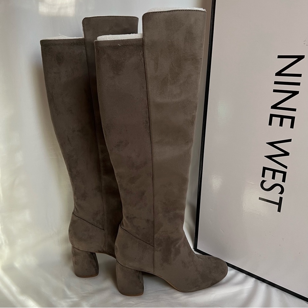 NINE WEST Women's Knee High Boot taupe faux suede block heel size 9 New